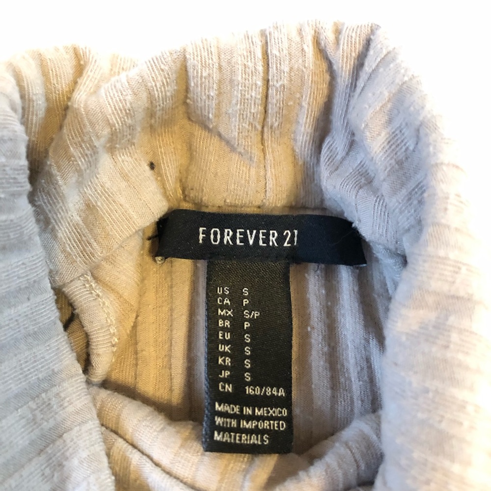 Ribbed turtle neck - Picture 3 of 4